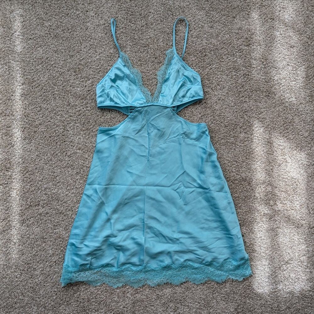 NWOT Victoria's Secret Green Satin Babydoll Nightgown Size Medium